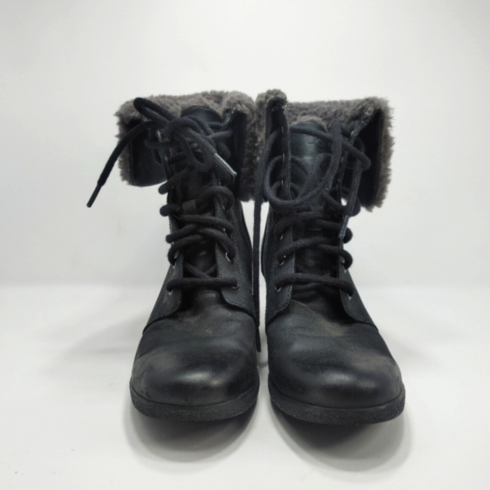 UGG Australia Zea Black Leather Waterproof Boots Wedge‎ Shearling Lace Up Size 7 - Picture 5 of 9